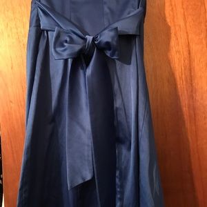 Woman’s strapless party dress satin stretch 7/8
